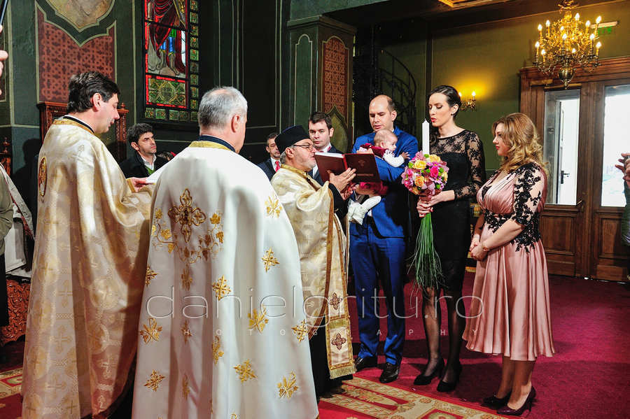 Foto botez Bucuresti | Maria Emma | Crown Cismigiu