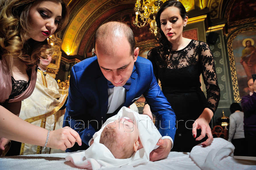 Foto botez Bucuresti | Maria Emma | Crown Cismigiu