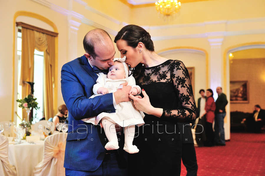 Foto botez Bucuresti | Maria Emma | Crown Cismigiu