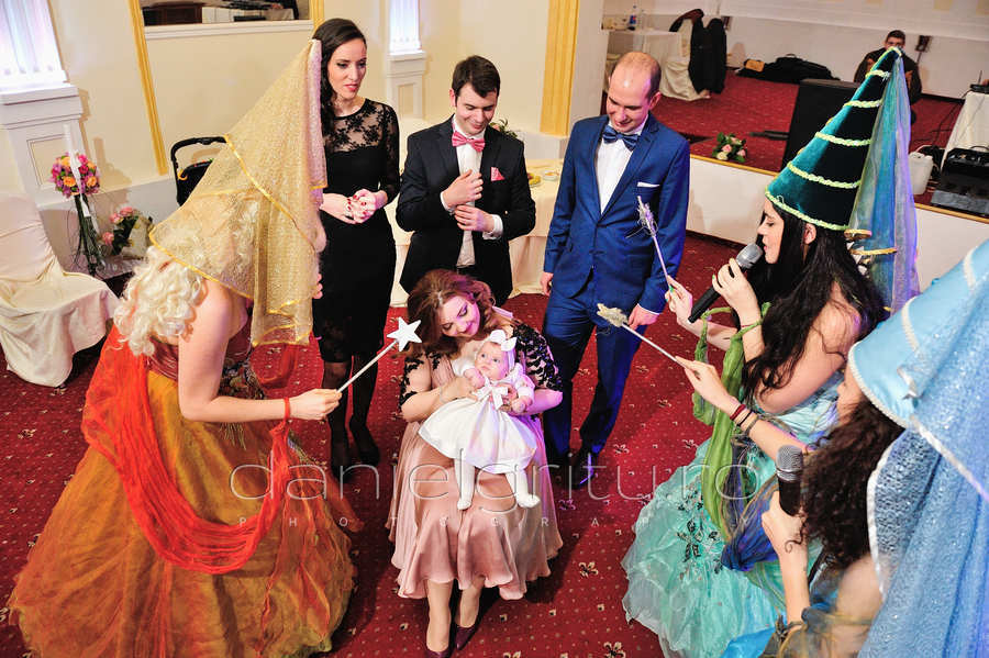 Foto botez Bucuresti | Maria Emma | Crown Cismigiu