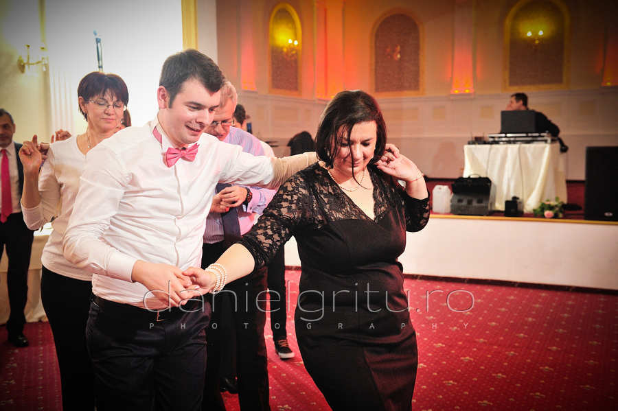 Foto botez Bucuresti | Maria Emma | Crown Cismigiu