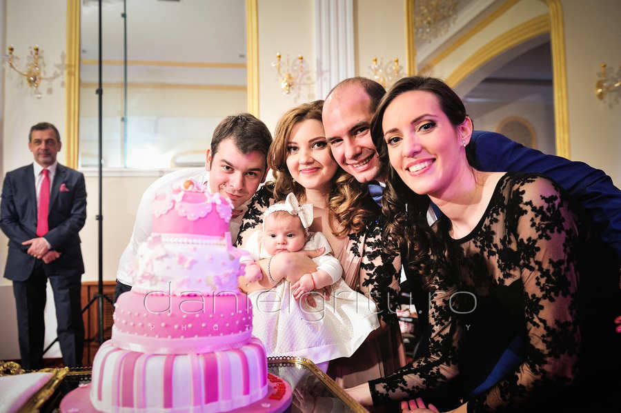 Foto botez Bucuresti | Maria Emma | Crown Cismigiu