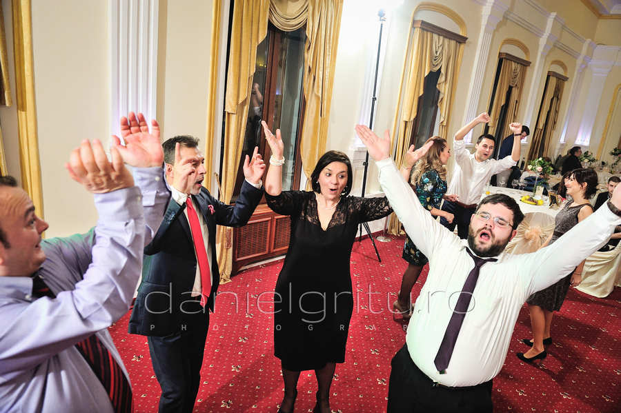 Foto botez Bucuresti | Maria Emma | Crown Cismigiu