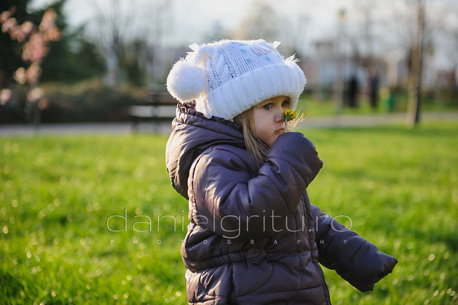 Fotograf copii Ploiesti | Prima zi de primavara cu Mariuka