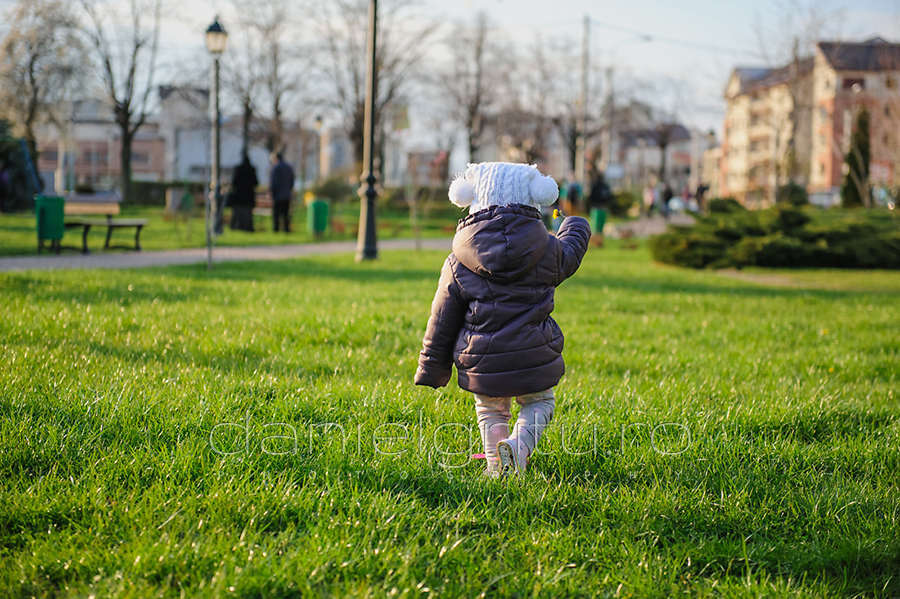 Fotograf copii Ploiesti | Prima zi de primavara cu Mariuka