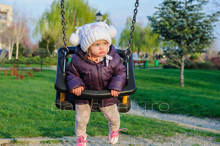 Fotograf copii Ploiesti | Prima zi de primavara cu Mariuka